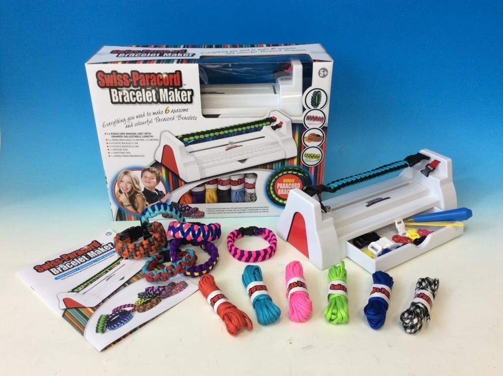 Swiss paracord bracelet maker hotsell